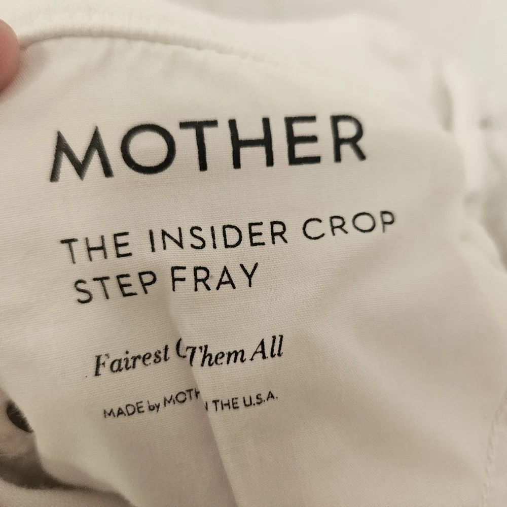 Insider Crop Step Fray Jeans in Fairest of Them All MOTHER 25